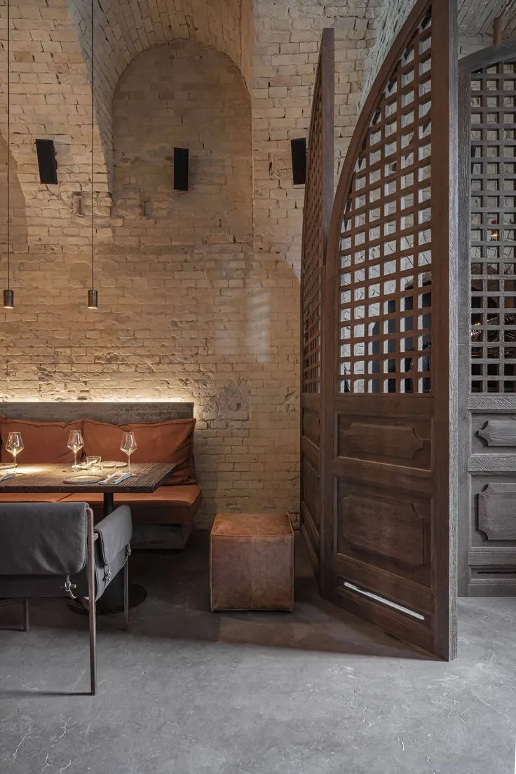 Below Street Level in Kumamoto: The Basement Bars Where History Never Closed Last Call